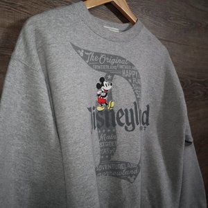 Disneyland Gray Crewneck Sweater Adult Medium